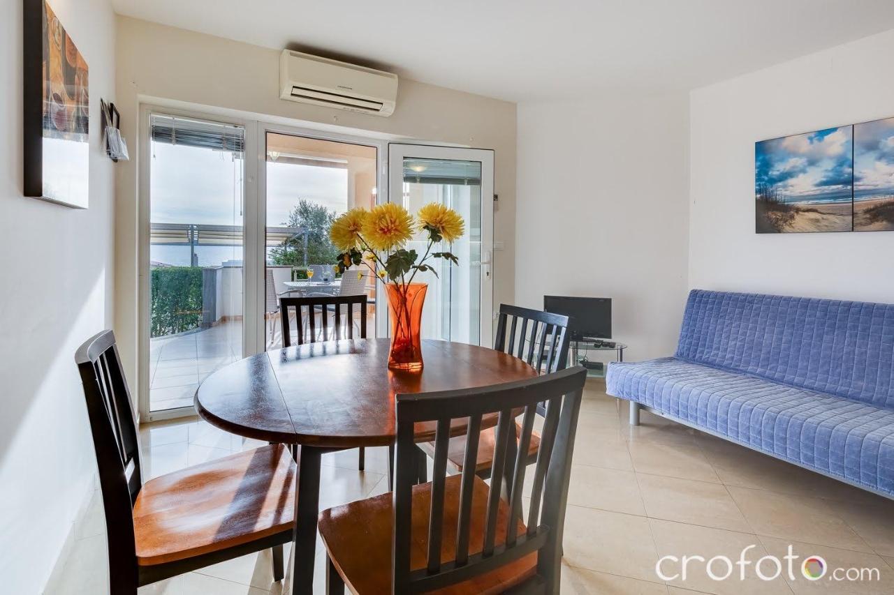 Apartmani Niko Kozino ภายนอก รูปภาพ